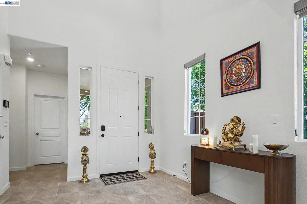 5408 Mazant Loop