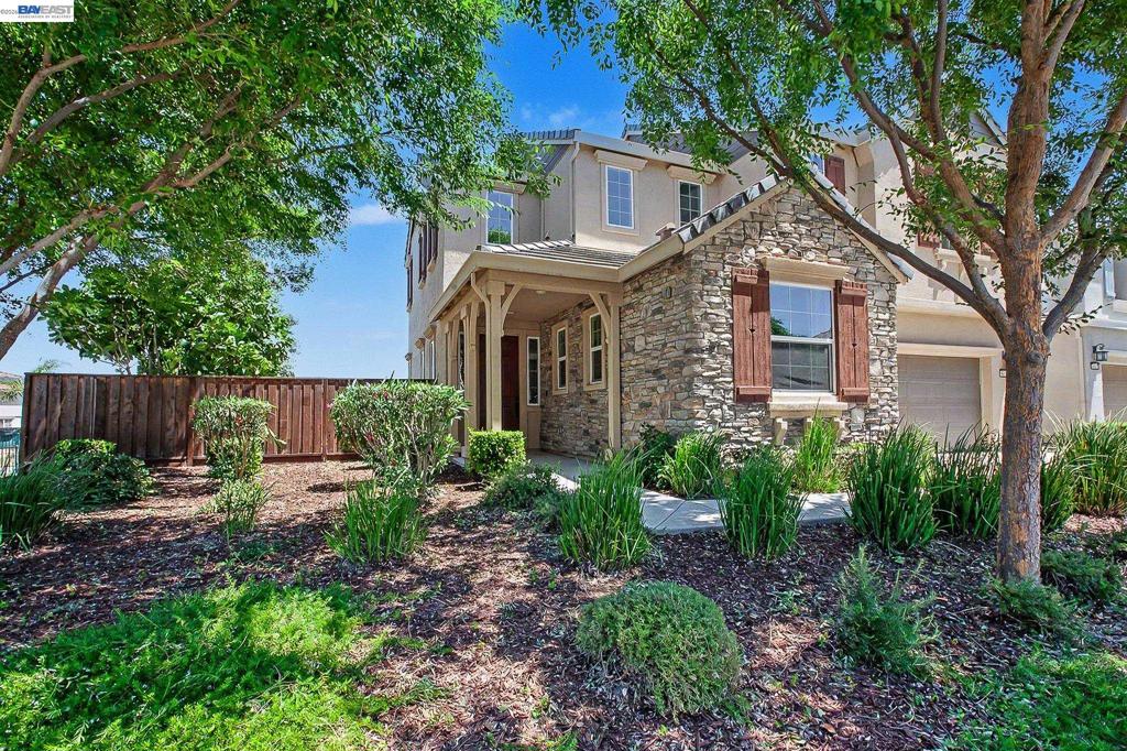 5408 Mazant Loop