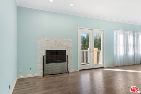 Tiny photo for 24310 Belford Court, West Hills, CA 91307 (MLS # 25627317)