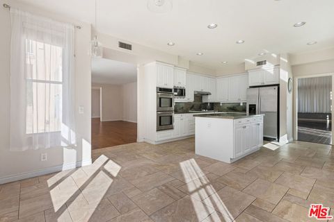 Tiny photo for 24310 Belford Court, West Hills, CA 91307 (MLS # 25627317)