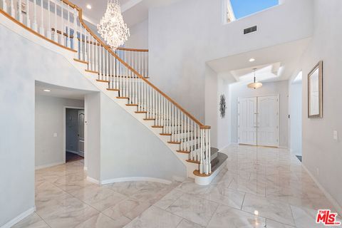 Tiny photo for 24310 Belford Court, West Hills, CA 91307 (MLS # 25627317)