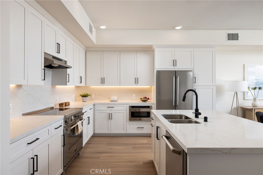 414 Main Street 430