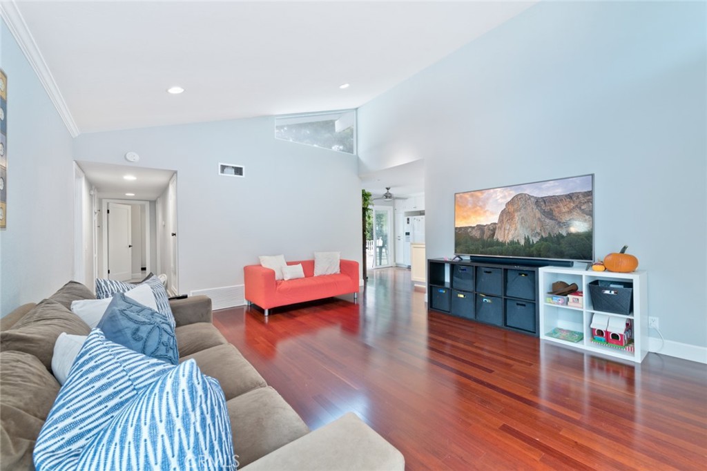 19292 Sierra Perla Road