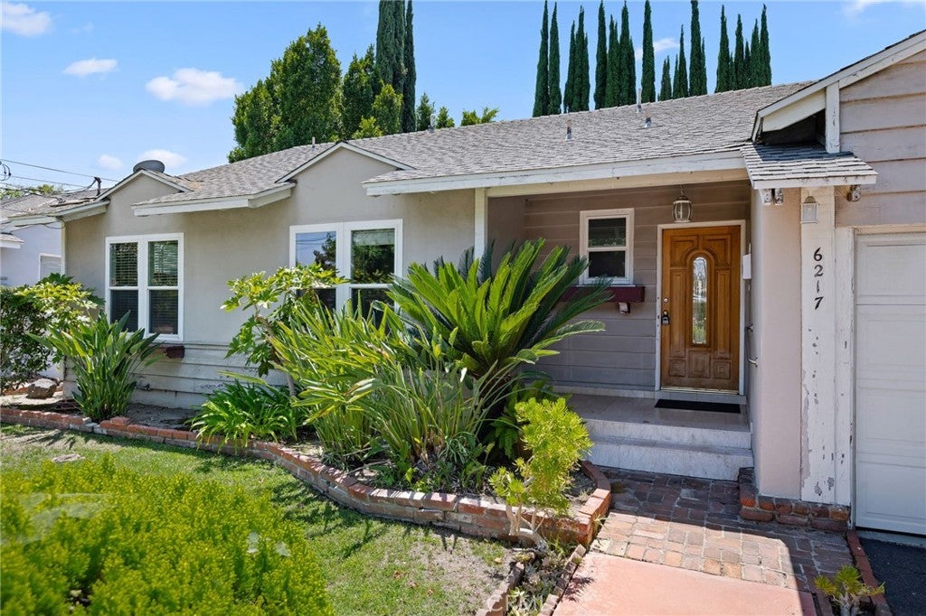 6217 Van Noord Avenue, Valley Glen CA 91401