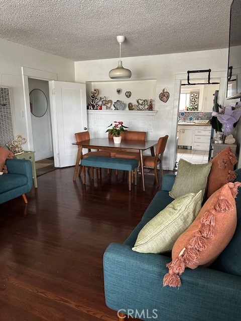 1702 Freeman