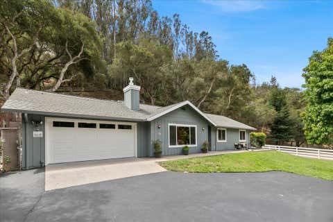 Photo of 800 Lewis Road, Royal Oaks, CA 95076 (MLS # ML82058729)