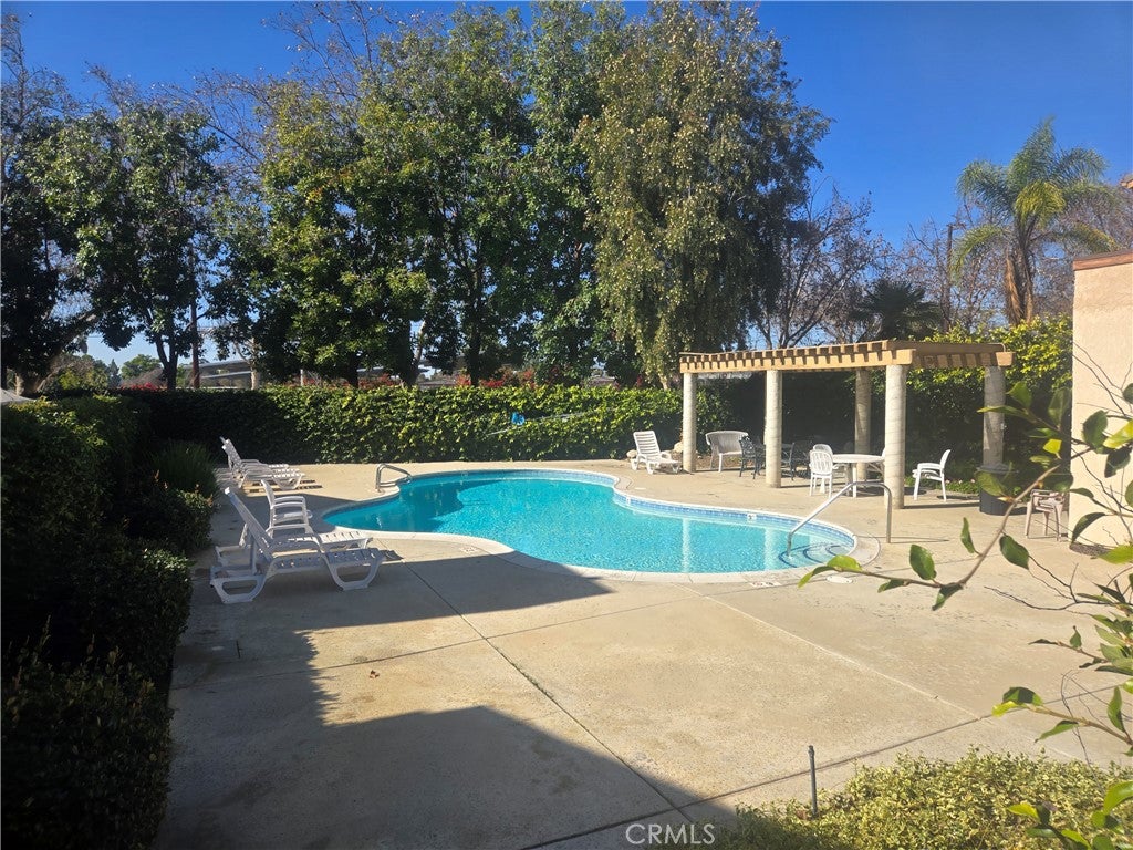 2260 N Towne