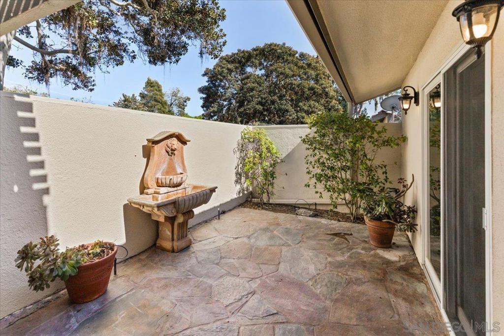 16902 Via De Santa Fe 12