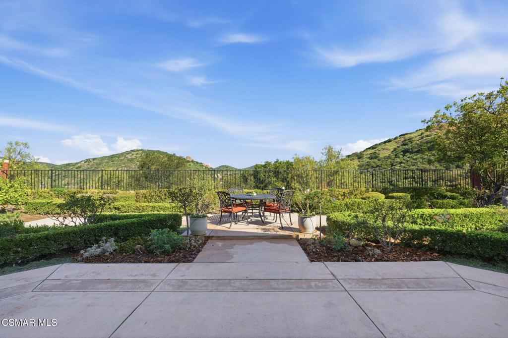 491 Ravensbury Street