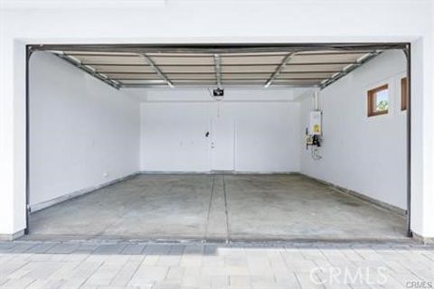 Tiny photo for 51 Kennebec Avenue #3, Long Beach, CA 90803 (MLS # PV25186703)