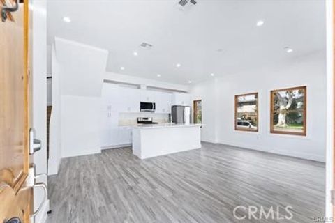 Tiny photo for 51 Kennebec Avenue #3, Long Beach, CA 90803 (MLS # PV25186703)