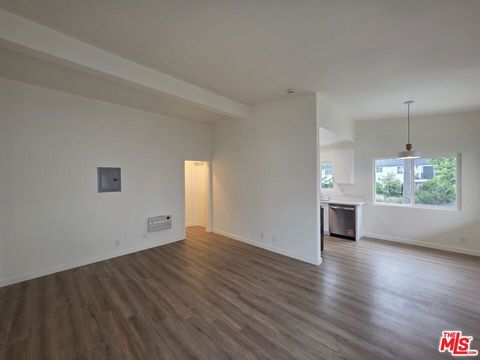 Photo of 1428 11th Street #5, Santa Monica, CA 90401 (MLS # 26835901)