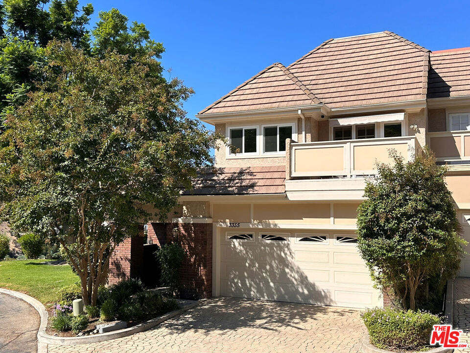 3335 Lake Crest Court