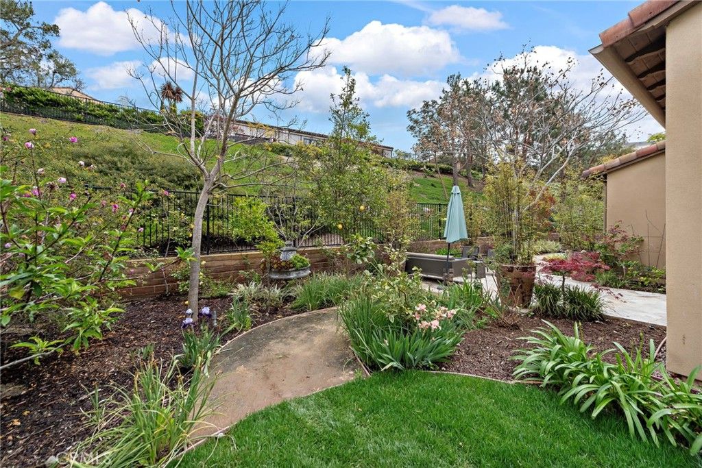 listing image 130726153490449389680