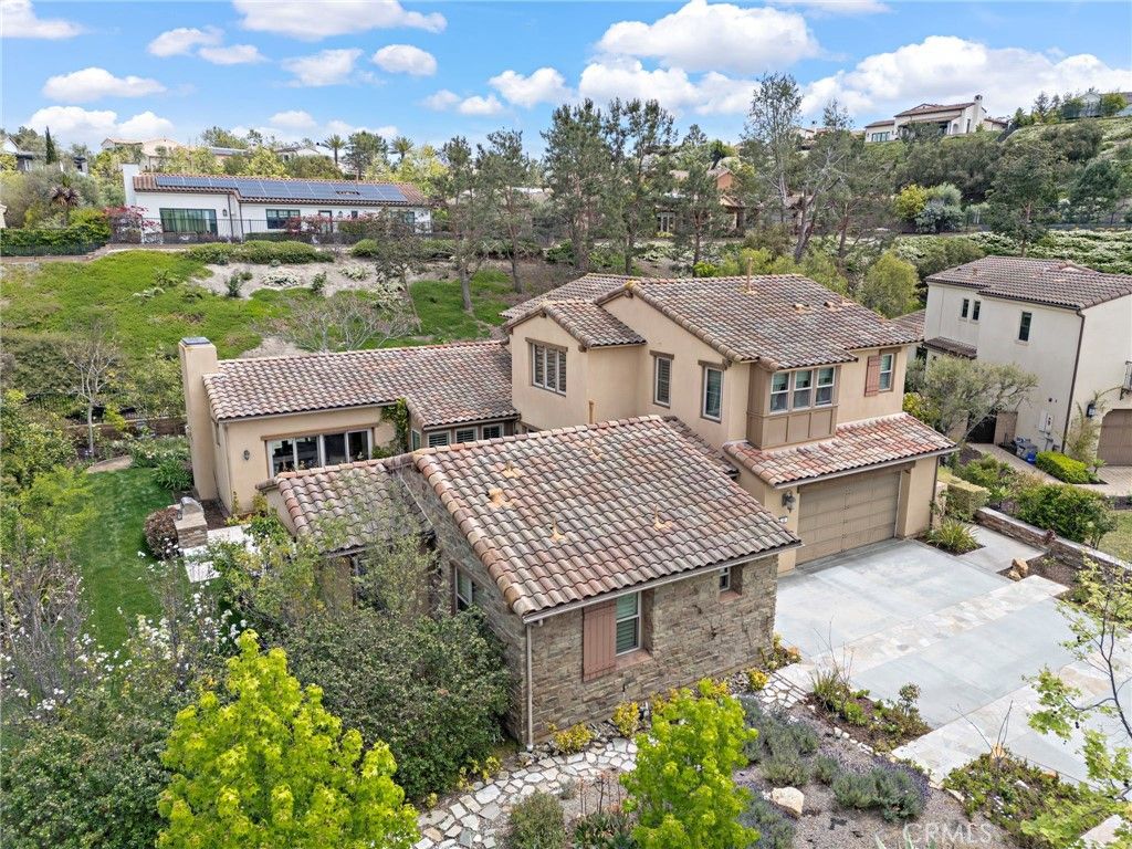 listing image 130728216003365028608