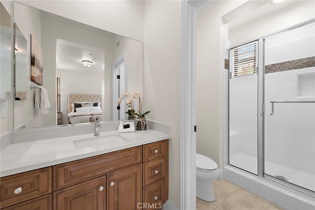 listing image 130722513977677766902