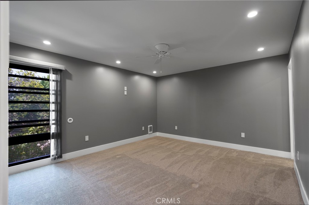 7777 W 91st