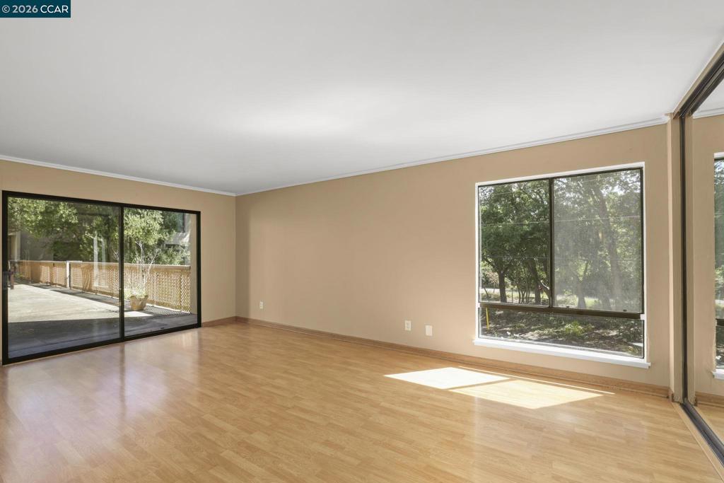 330 N Civic Dr 203