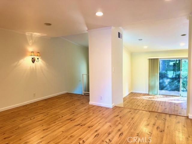 28124 Ridgethorne Court