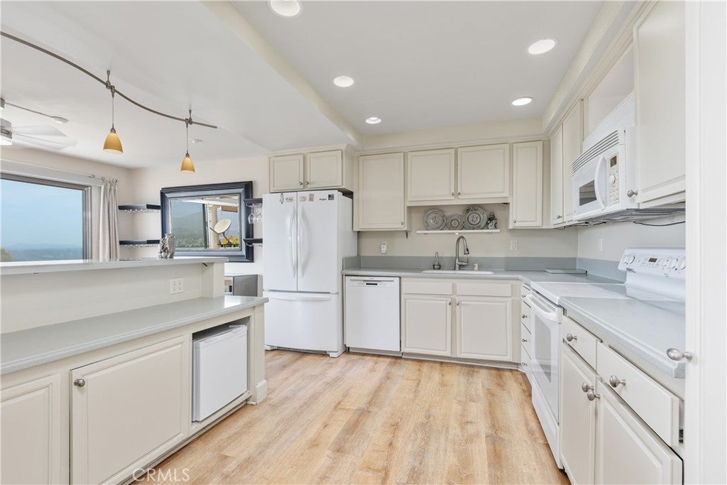 4014 Calle Sonora Oeste 2A, Laguna Woods CA 92637 - Photo 20