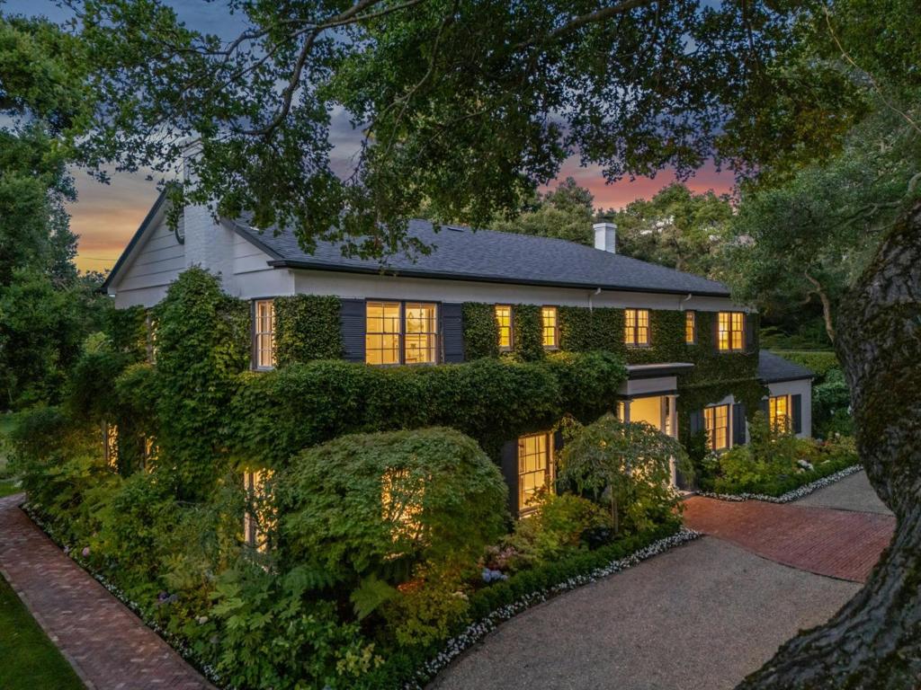 Rosewood Drive