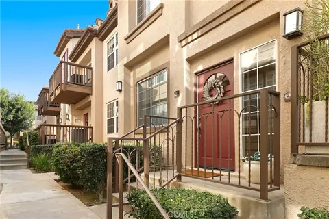 MLS: OC26054754