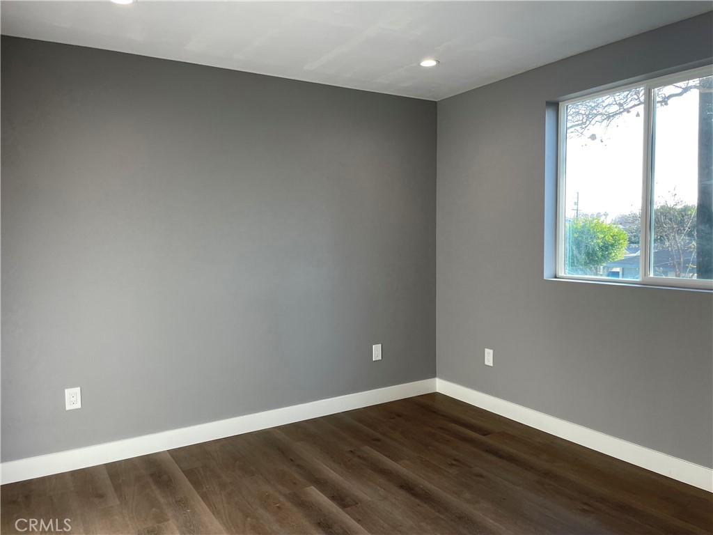 6542 El Cortez Avenue