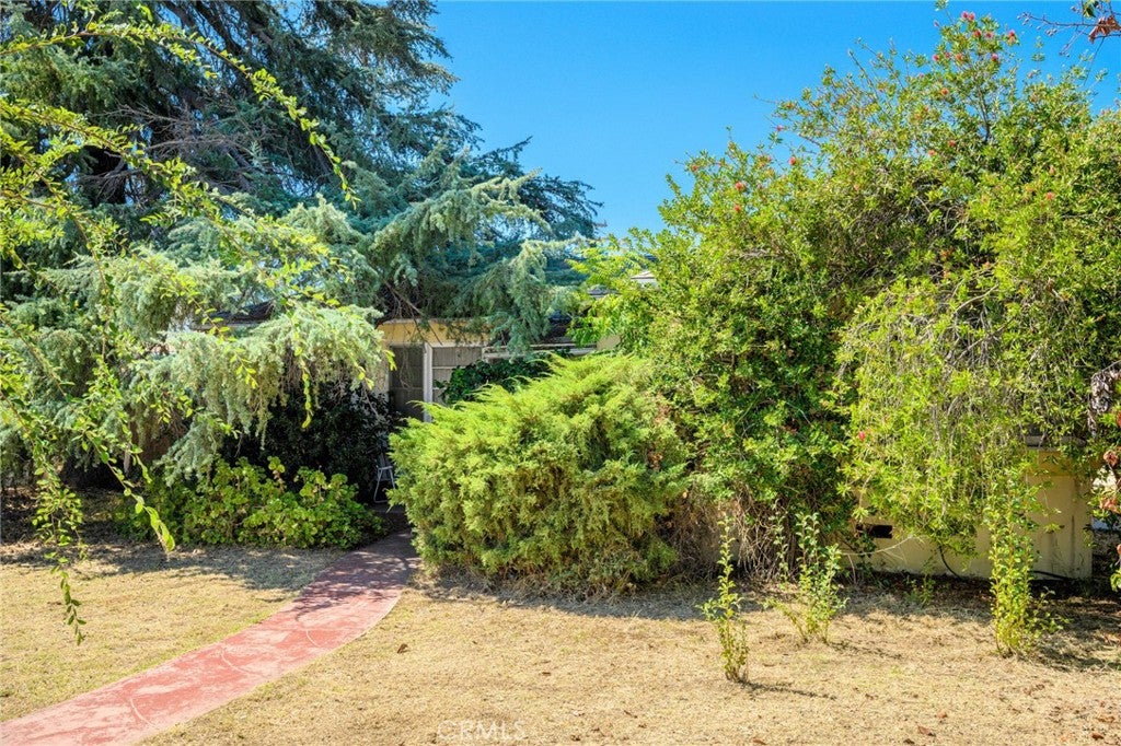 821 Kellogg Avenue