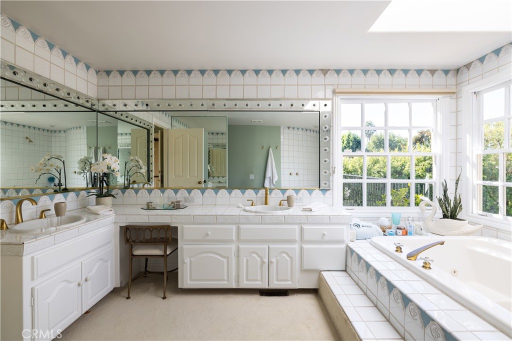 Dover Shores (DSAM) - Residential Lease