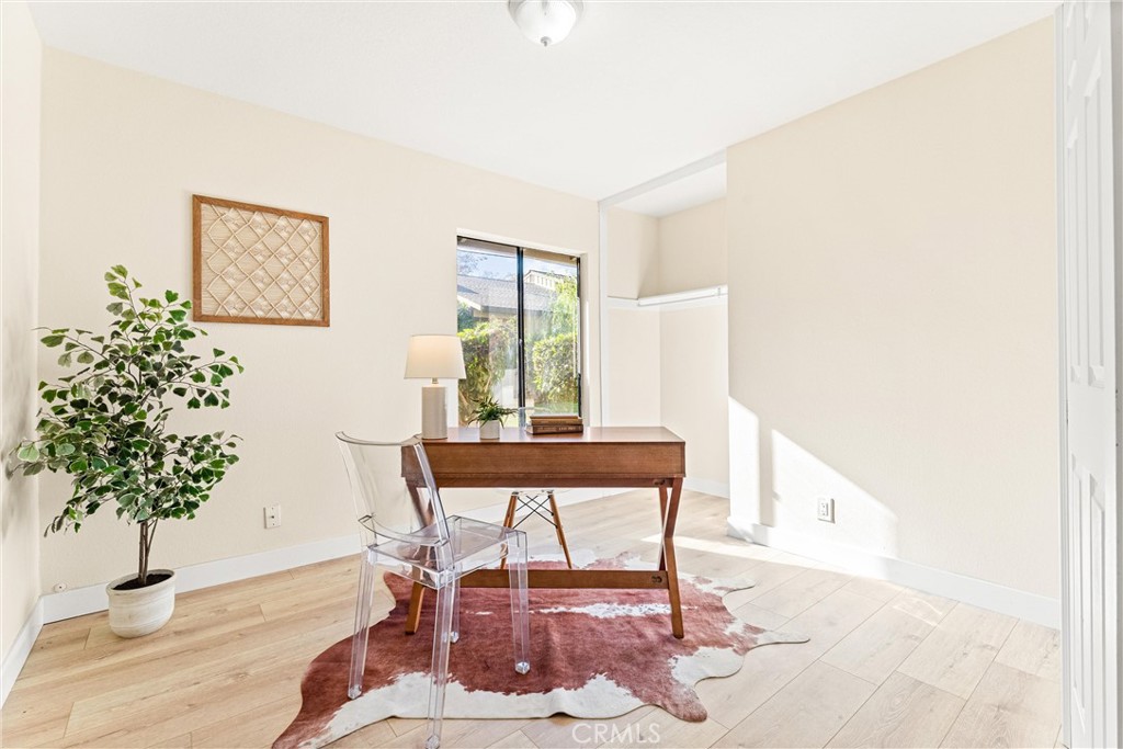 Shady Hollow Townhomes (SHHW) - Residential
