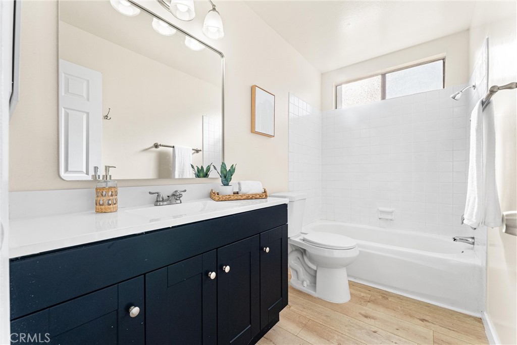 Shady Hollow Townhomes (SHHW) - Residential