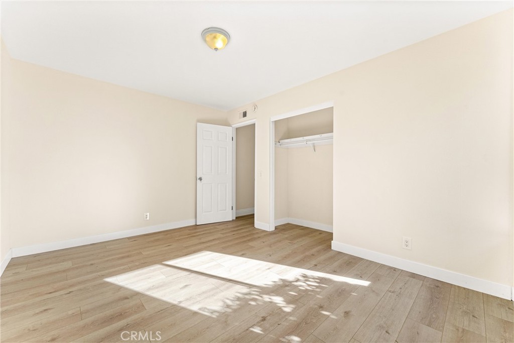 Shady Hollow Townhomes (SHHW) - Residential