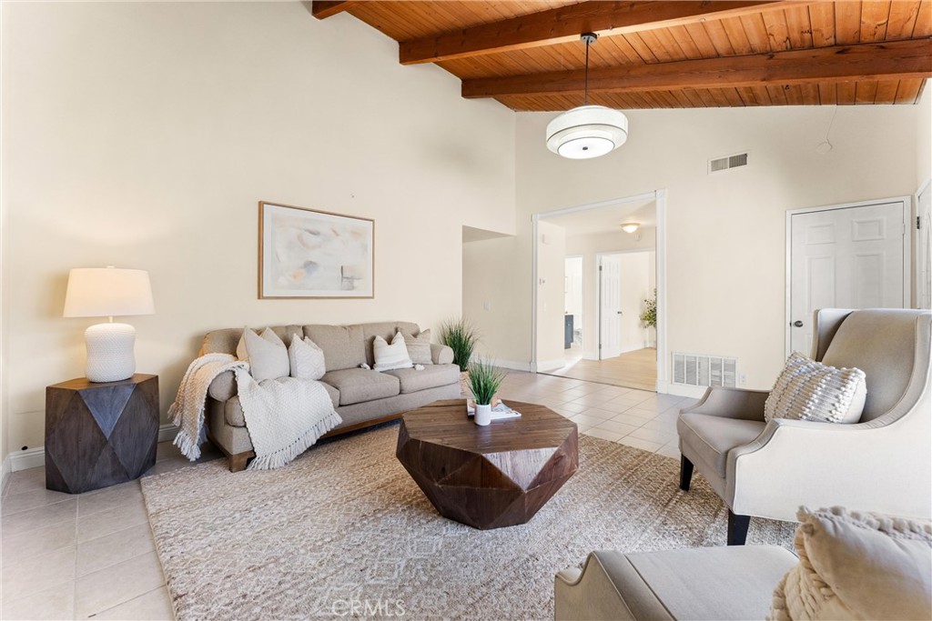 Shady Hollow Townhomes (SHHW) - Residential