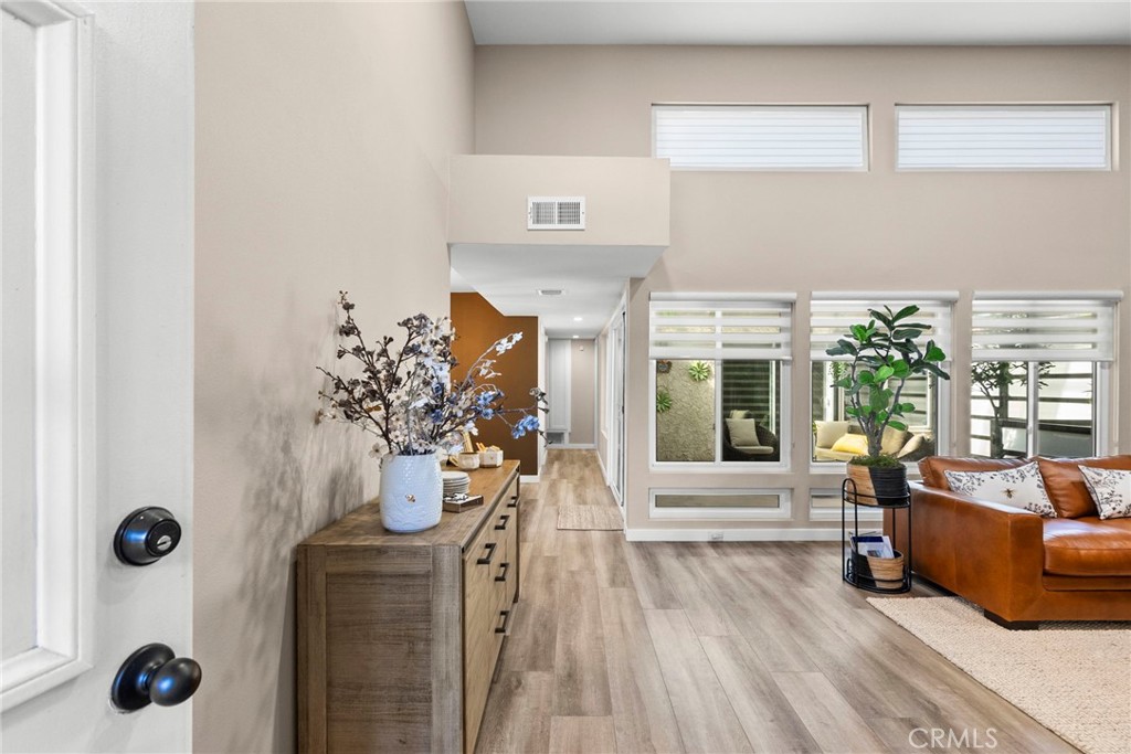 5640 Etiwanda Avenue 1