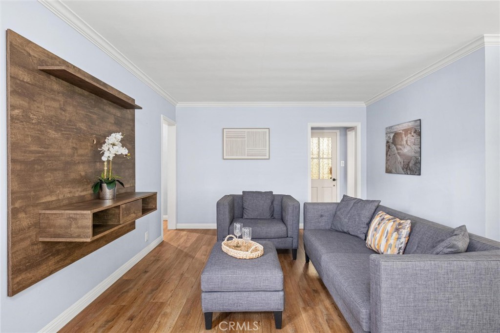 2036 E 3rd Street 1