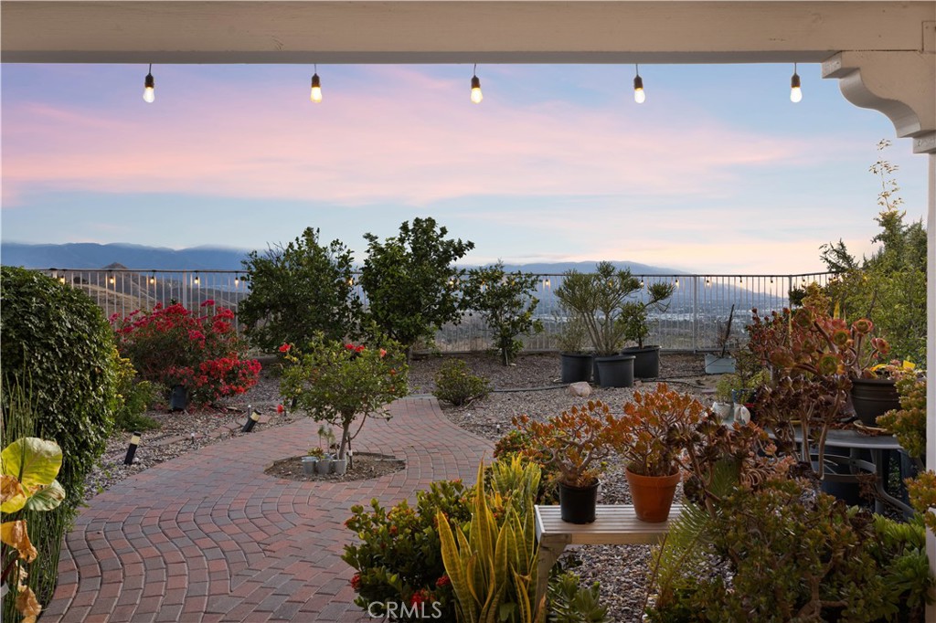 16275 Crescent Moon Court