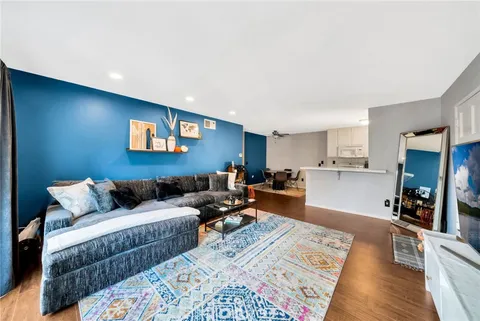 1062 B Cabrillo Park Drive Unit C, Santa Ana, CA 92701 - MLS#: PW25235426