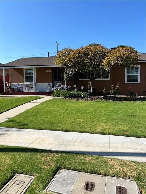 Photo of 13833 Ramona Drive, Whittier, CA 90605 (MLS # DW25150369) Photo of 13833 Ramona Drive, Whittier, CA 90605 (MLS # DW25150369)