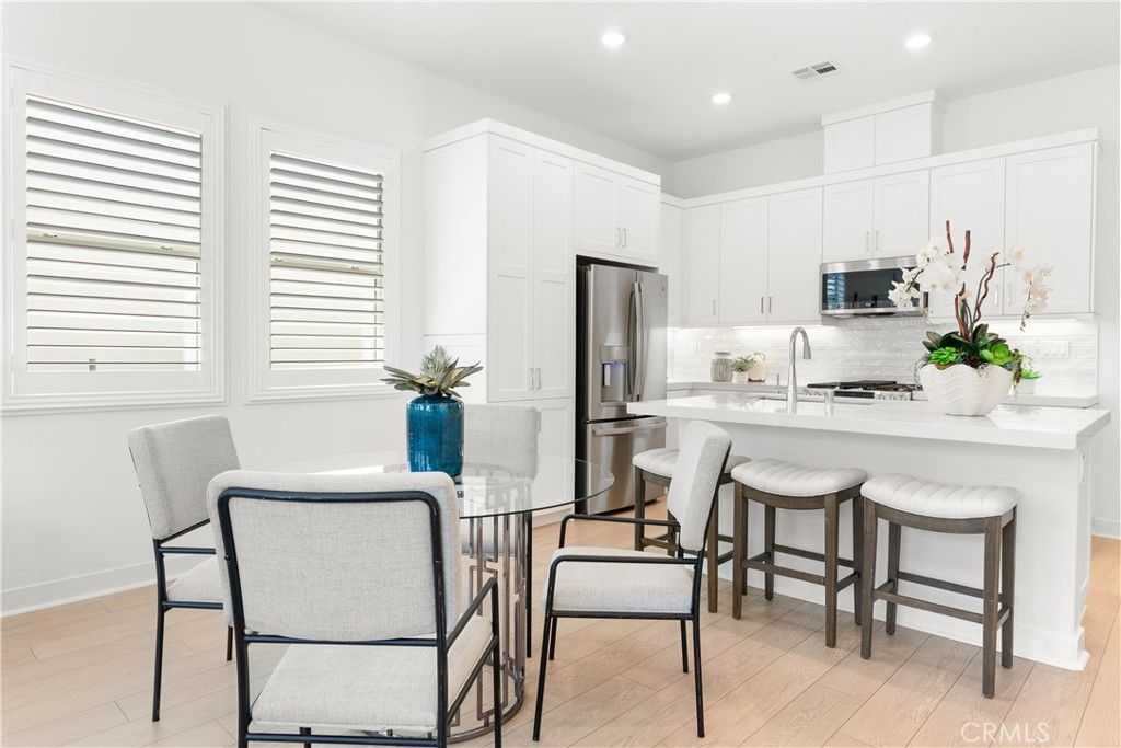 Photo of 806 Sunrise Road, Ladera Ranch, CA 92694 (MLS # OC26038936)