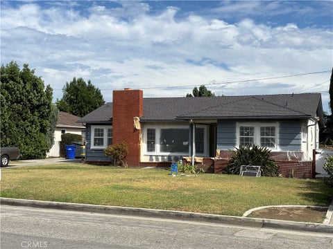 Photo of 10310 Woodruff AVE, Downey, CA 90241 (MLS # OC26196082)