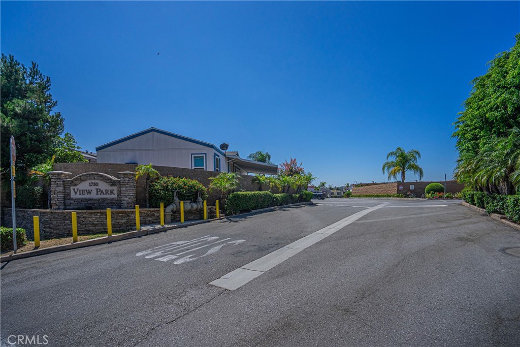 1750 W Lambert Road 112