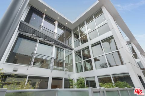 Photo of 11962 GORHAM Avenue #2, Los Angeles, CA 90049 (MLS # 26672553)