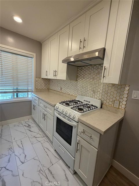 Photo of 1739 E Appleton St ST #10, Long Beach, CA 90802 (MLS # OC26116231)