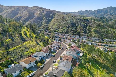 Tiny photo for 1100 Glacier Avenue, Pacifica, CA 94044 (MLS # ML82037589)