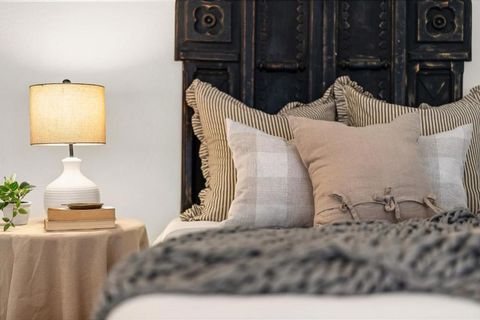 Tiny photo for 1100 Glacier Avenue, Pacifica, CA 94044 (MLS # ML82037589)