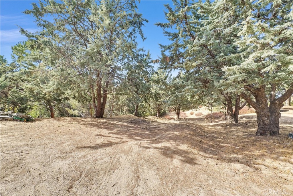 48085 Twin Pines Road