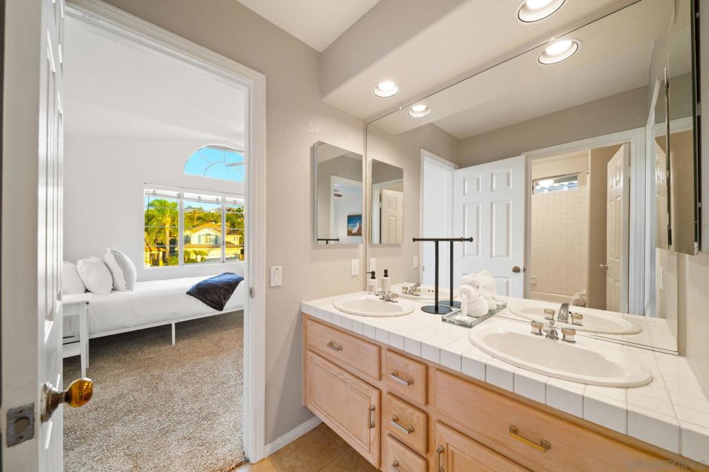 Rancho Bernardo - Residential Lease