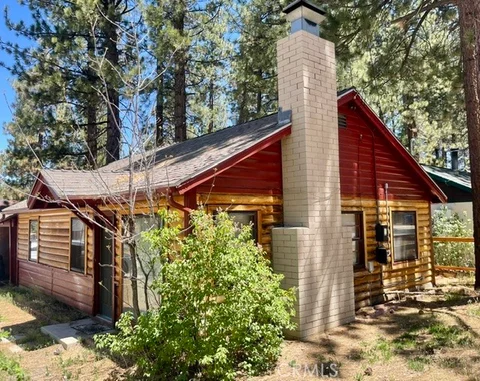 723 Fir St, Big Bear Lake, CA 92315 - MLS#: GD26220326