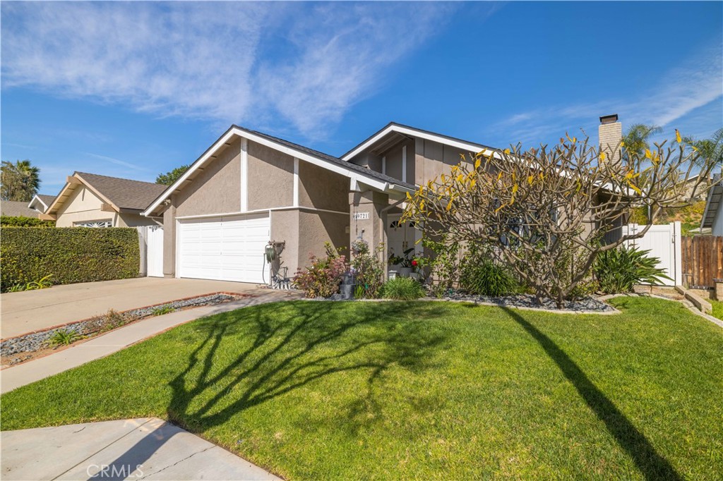 19721 Fernwood Plaza