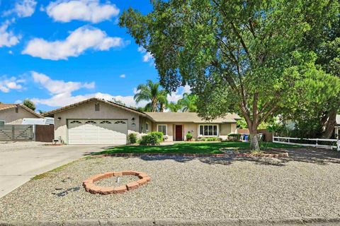 Photo of 16137 Spangler Peak Rd Rd, Ramona, CA 92065 (MLS # 250041037SD)